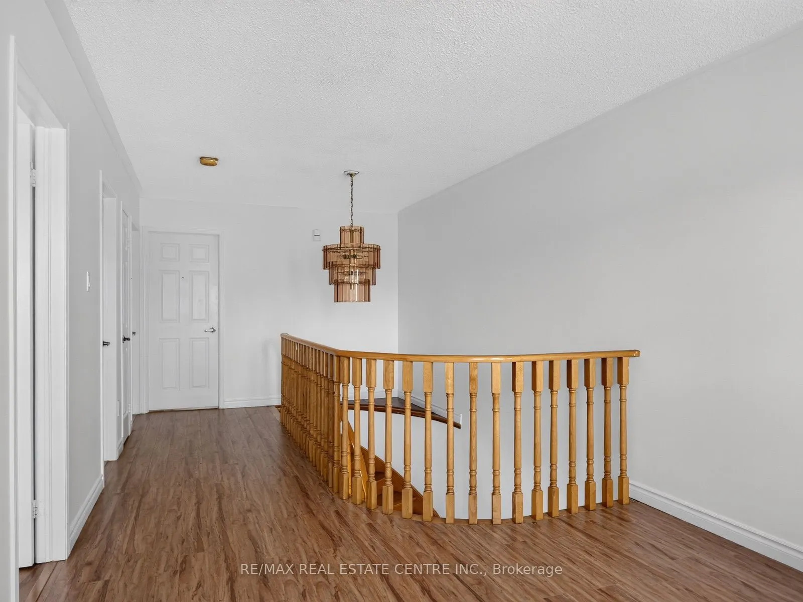 15 Hedgerow Avenue