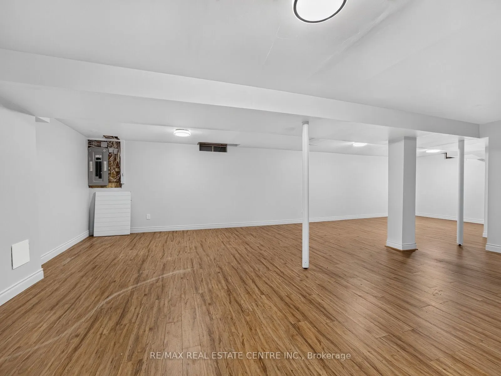 15 Hedgerow Avenue