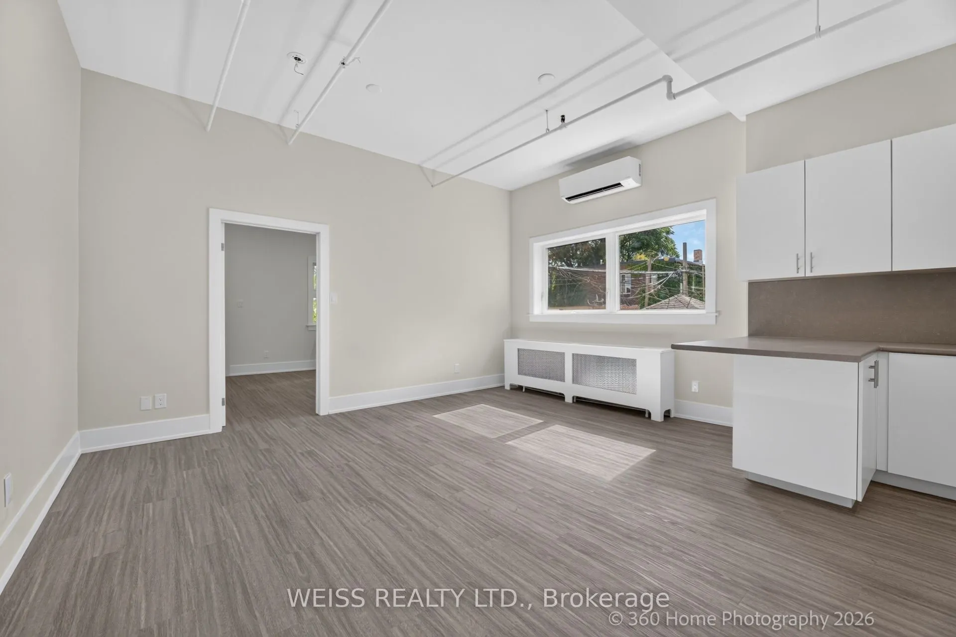 897 Lansdowne Avenue #2