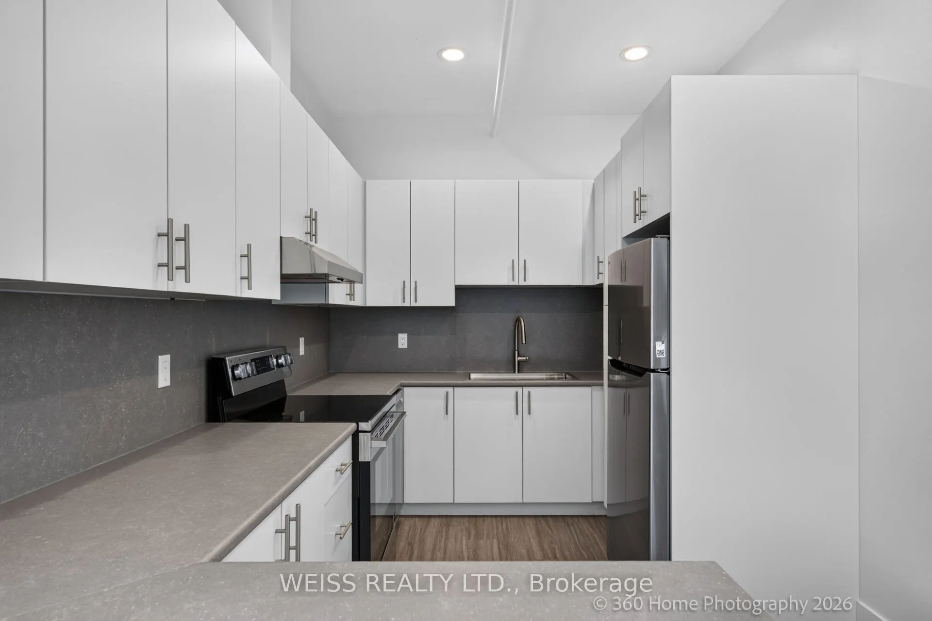 897 Lansdowne Avenue #2
