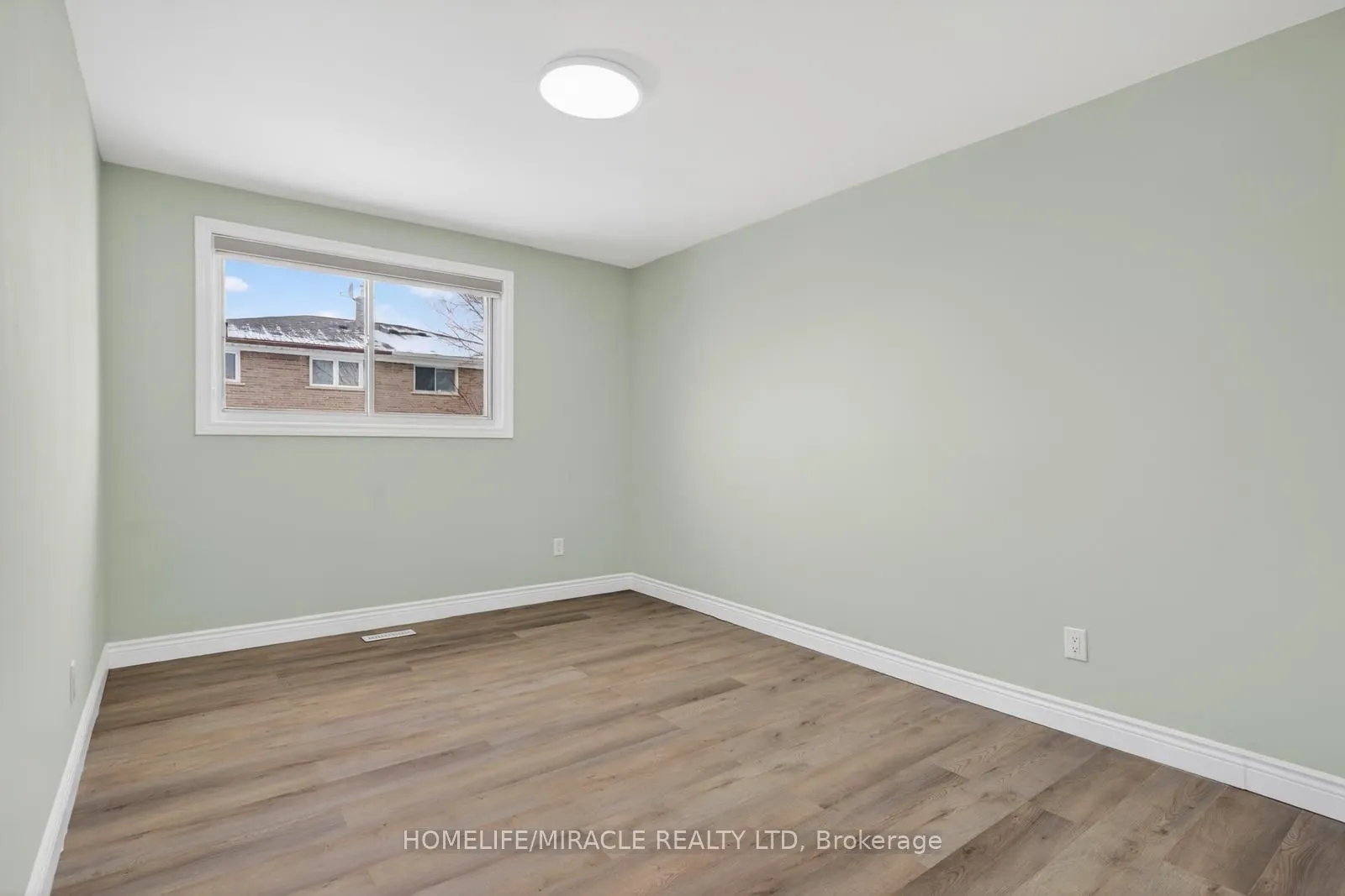 18 Rubydale Gardens