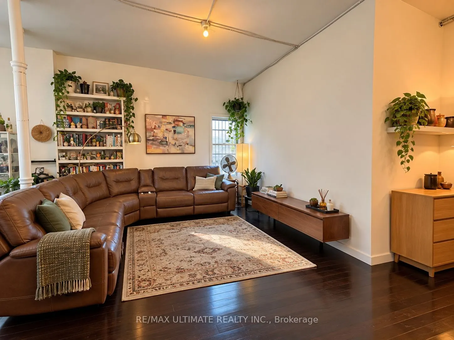 1720 Queen Street W #2nd Flr