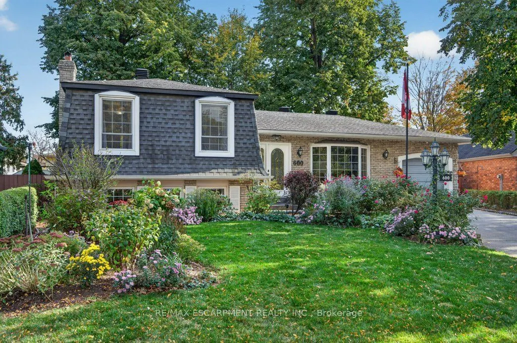 600 Holly Hill Crescent