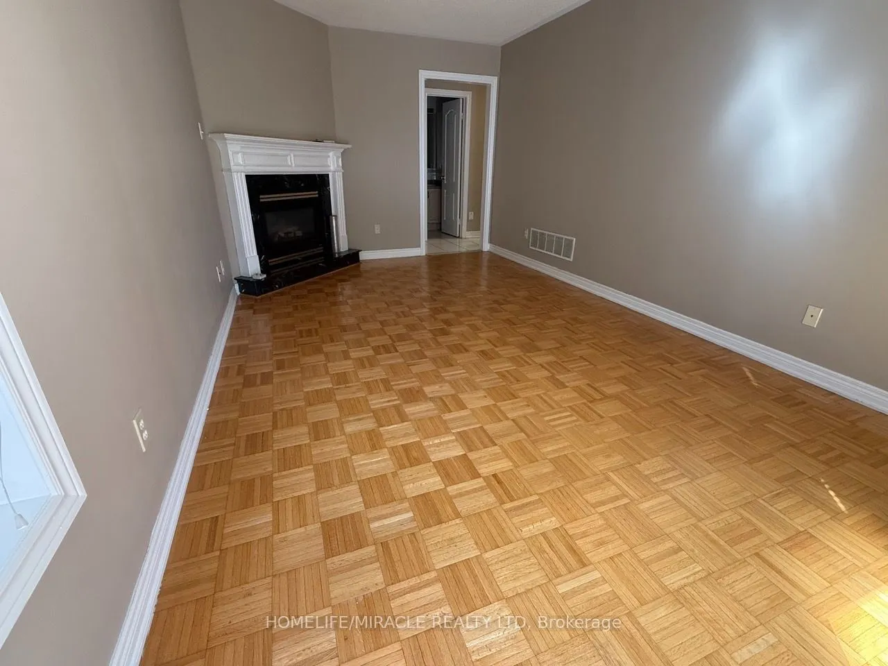 76 Jack Rabbit Crescent