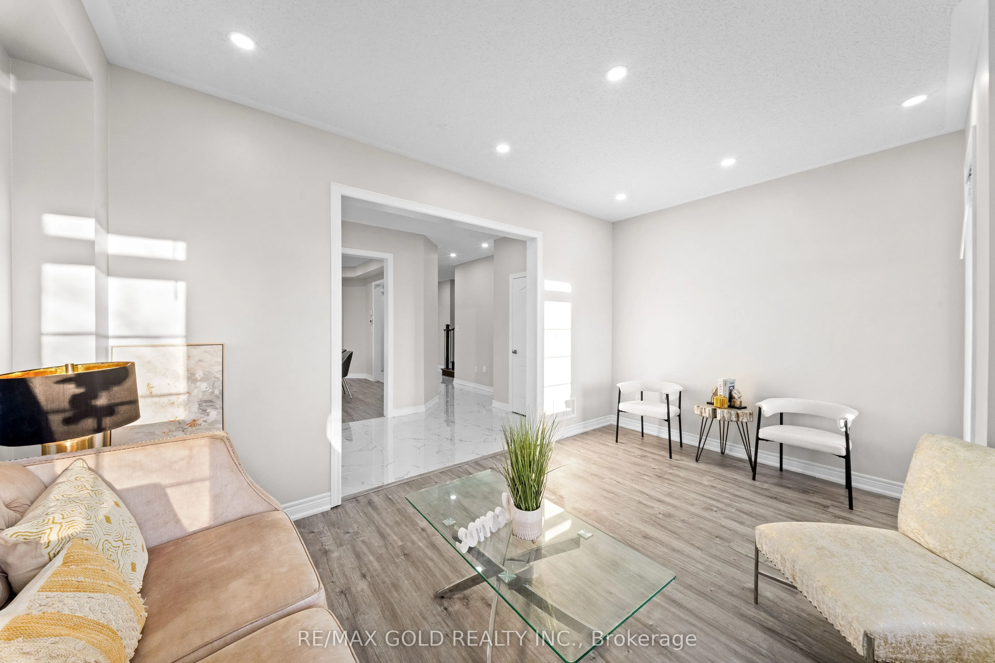 49 Squire Ellis Drive