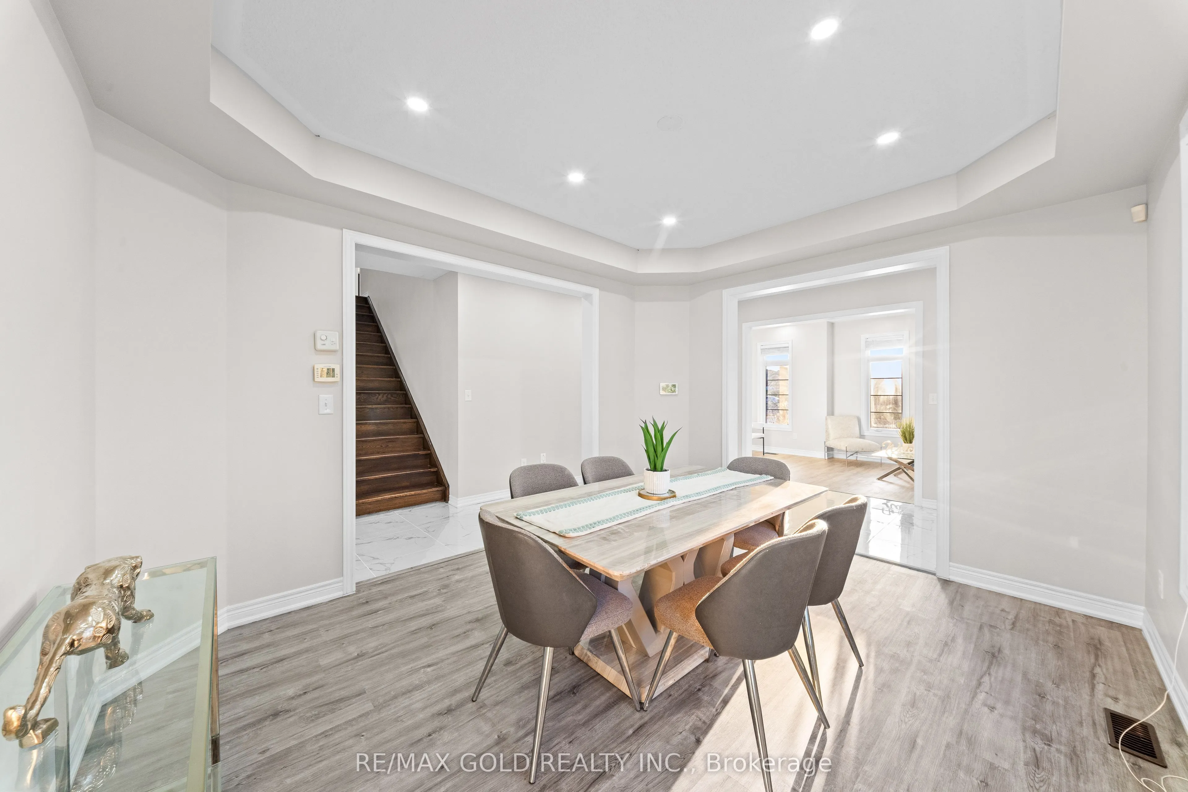 49 Squire Ellis Drive