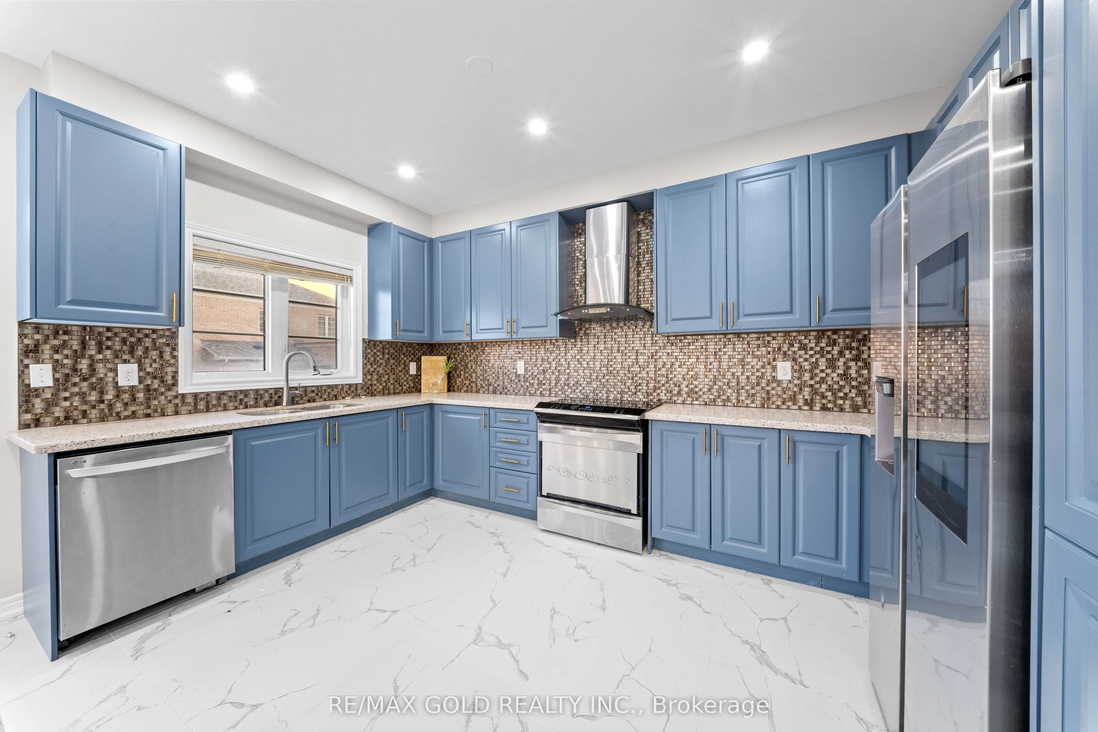 49 Squire Ellis Drive