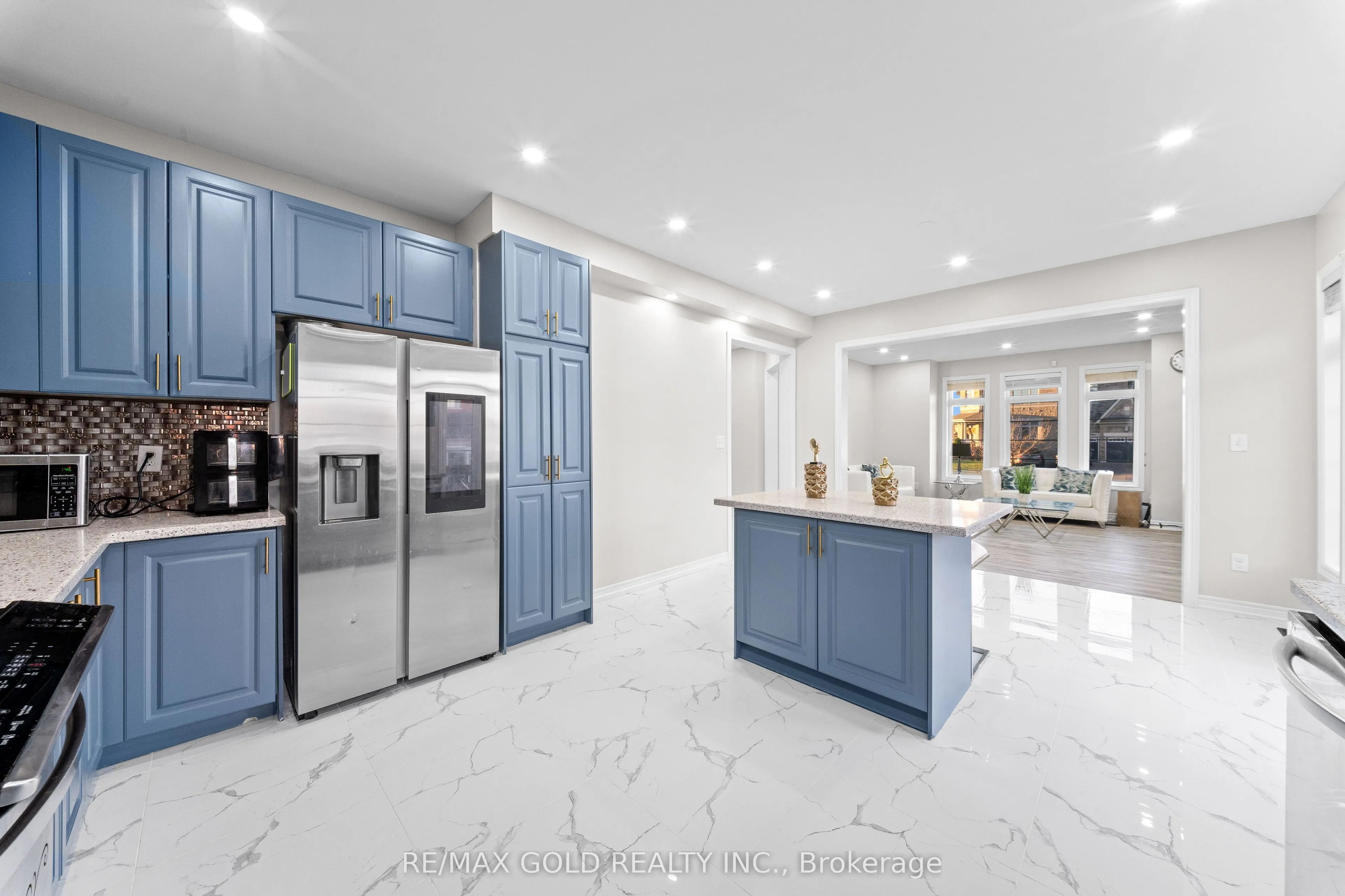 49 Squire Ellis Drive