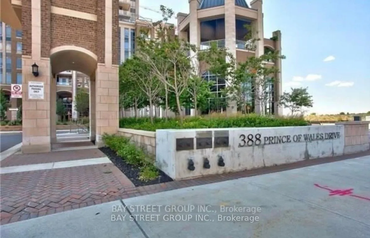 388 Prince Of Wales Drive #907