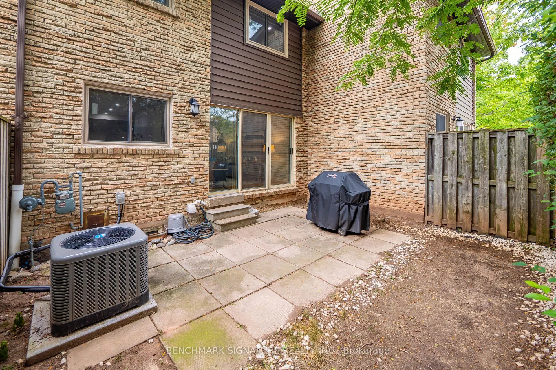 5292 Pinedale Avenue #11