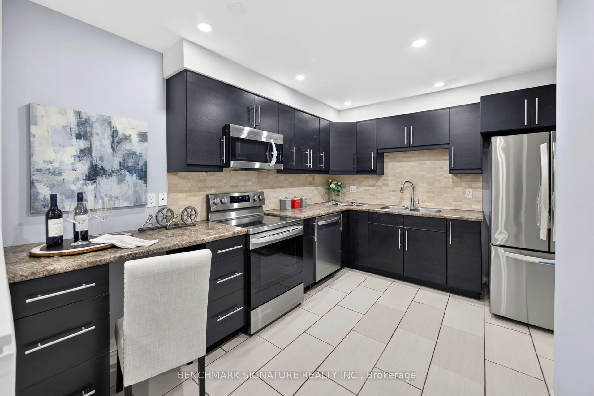 5292 Pinedale Avenue #11