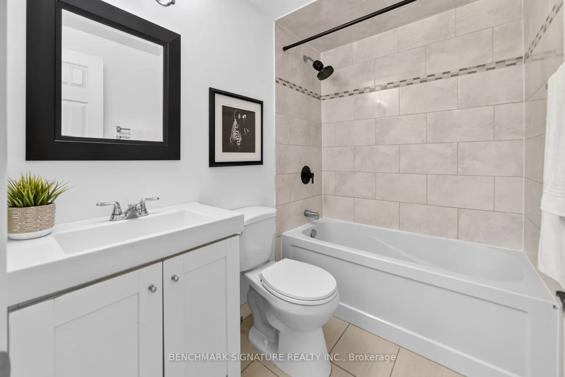 5292 Pinedale Avenue #11