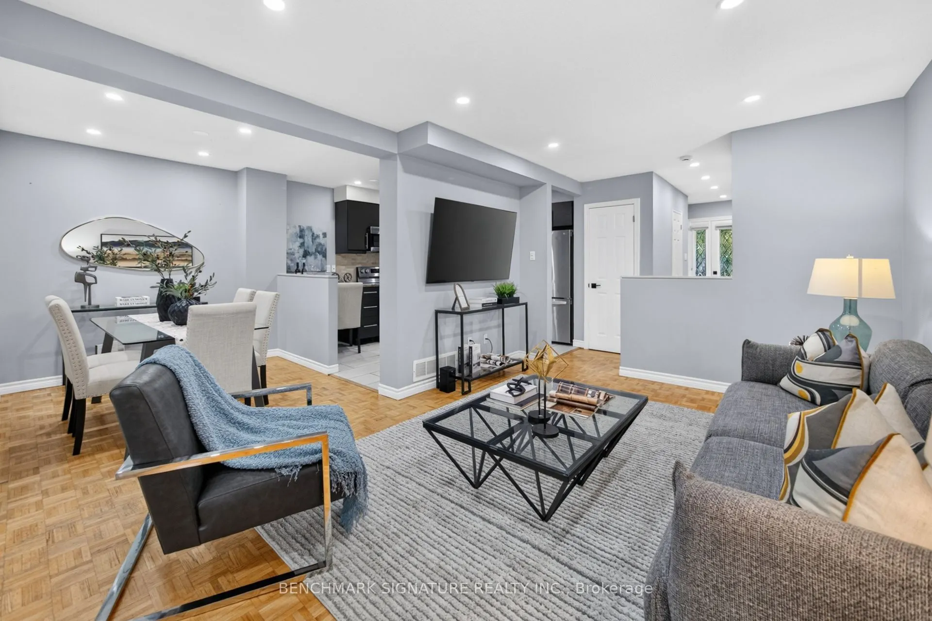 5292 Pinedale Avenue #11