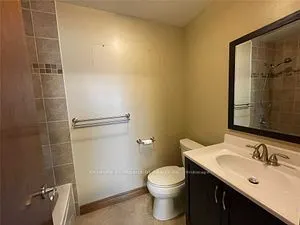 13820 Dixie Road W #Upper Level