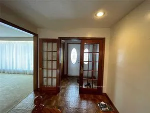 13820 Dixie Road W #Upper Level