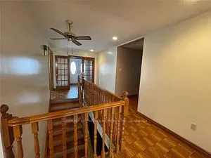 13820 Dixie Road W #Upper Level