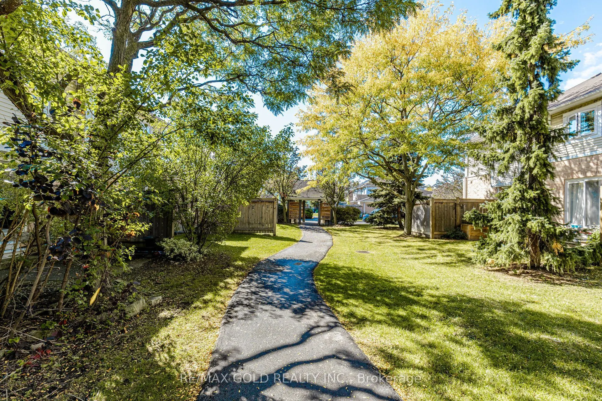 83 Wickstead Court #83