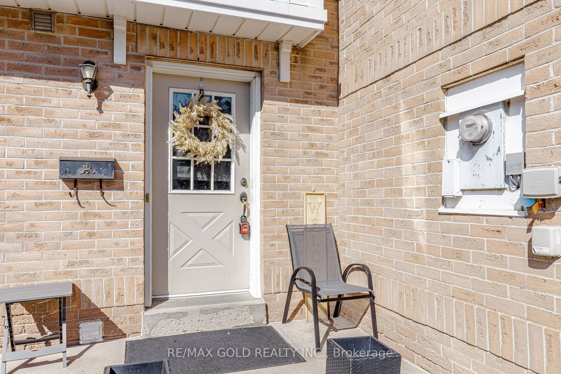 83 Wickstead Court #83