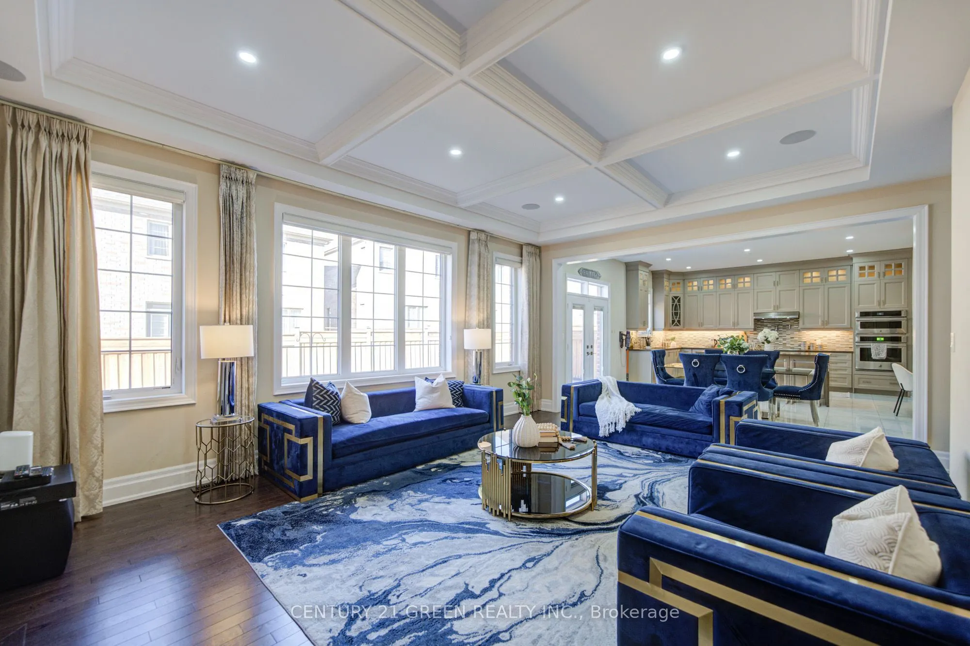 6 Hackwood Heights