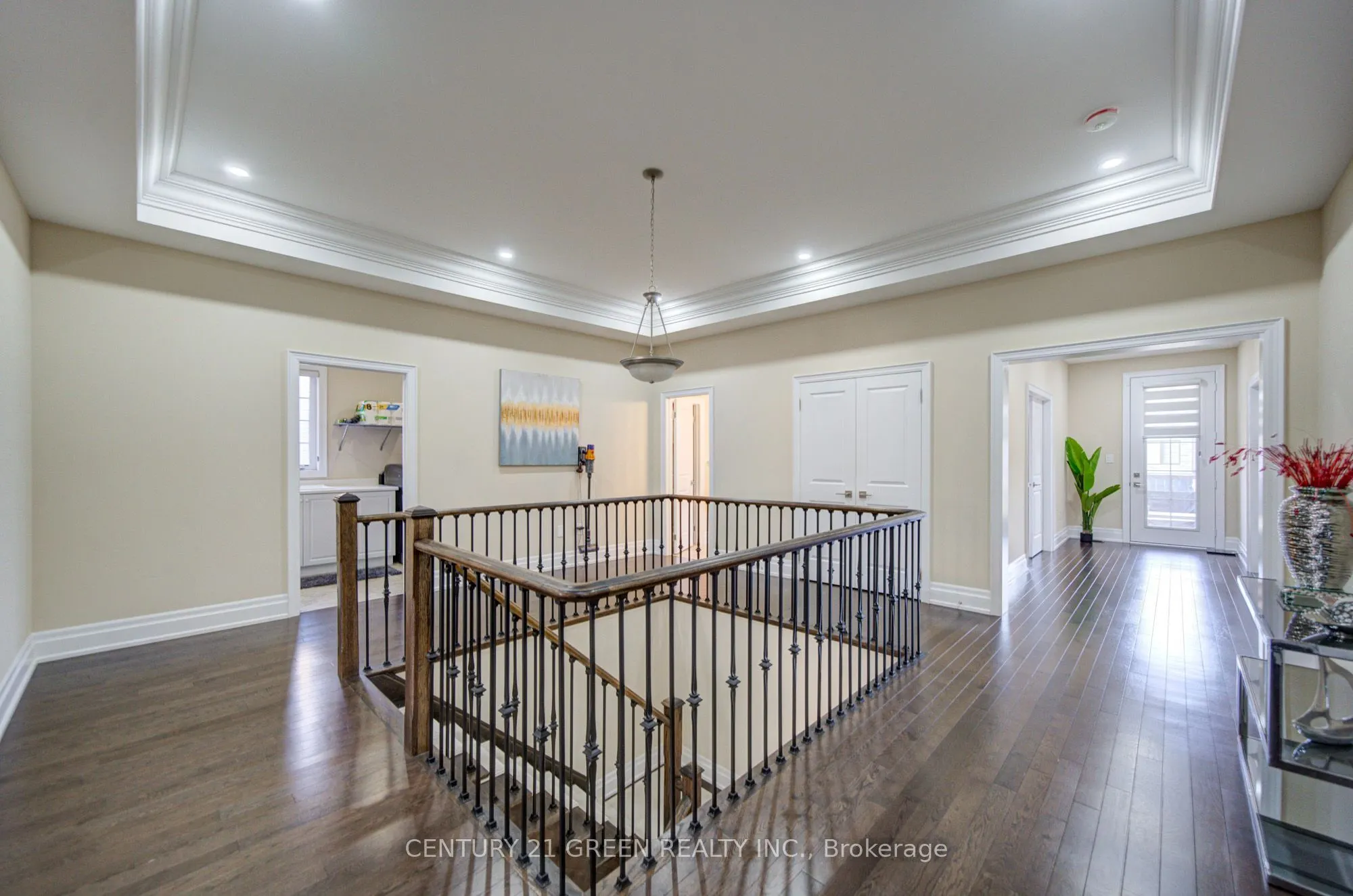 6 Hackwood Heights