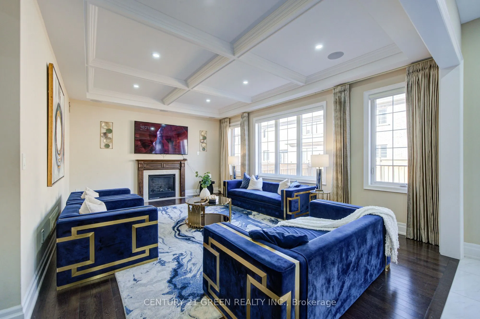 6 Hackwood Heights