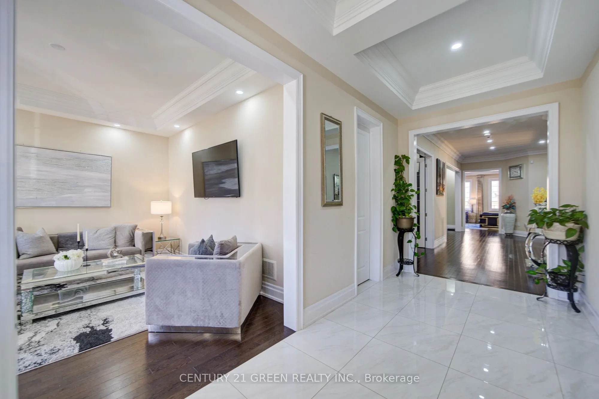 6 Hackwood Heights