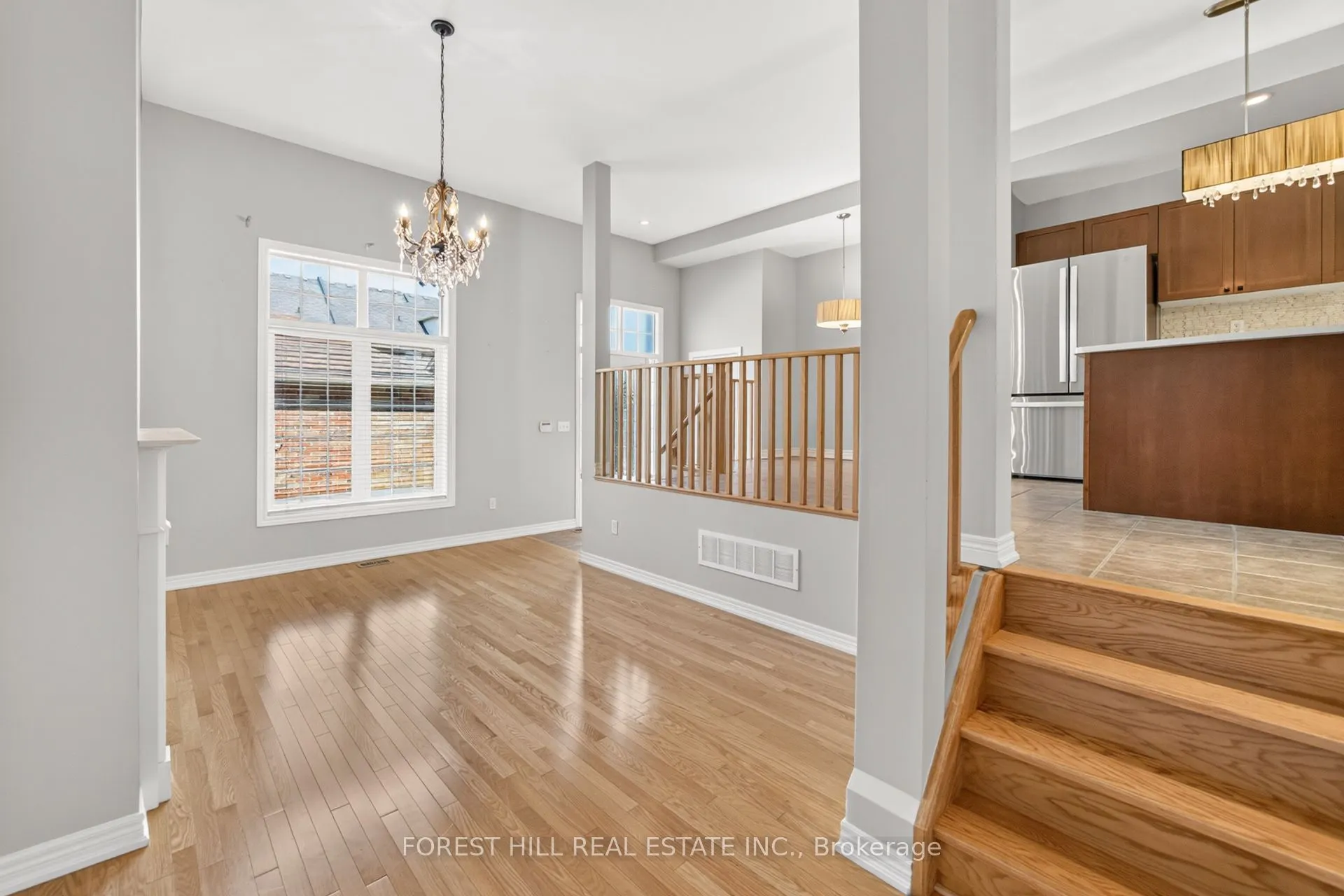 3549 Eglinton Avenue W