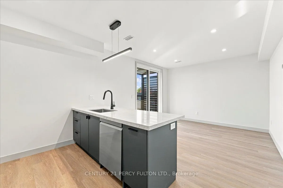 113 Hatherley Road #2