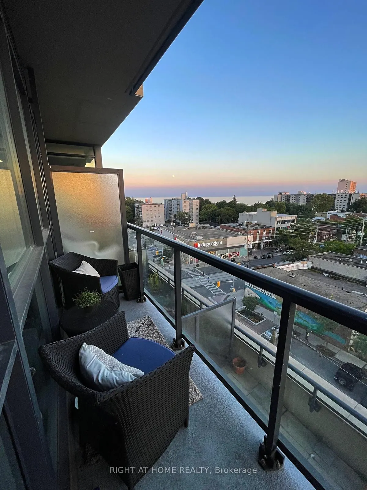 11 Superior Avenue #810