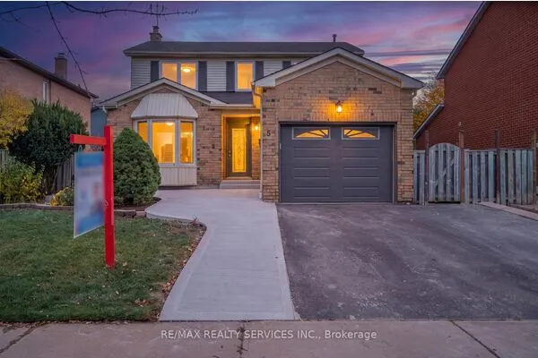 5 Nimrod Crescent W