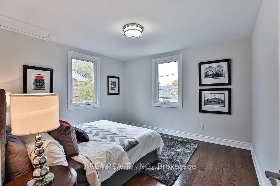 89 Ashbourne Drive
