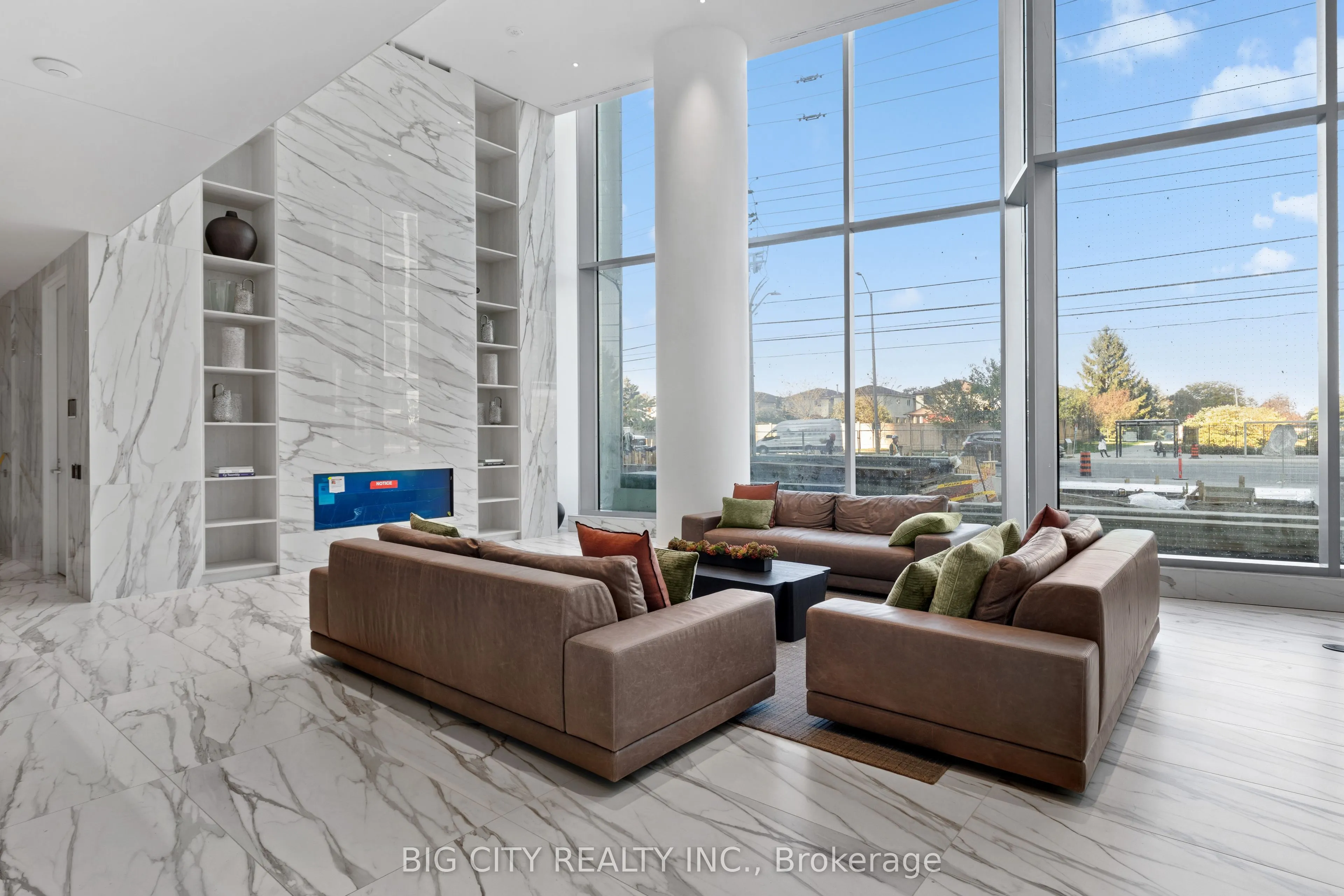 448 Burnhamthrope Road W #3003