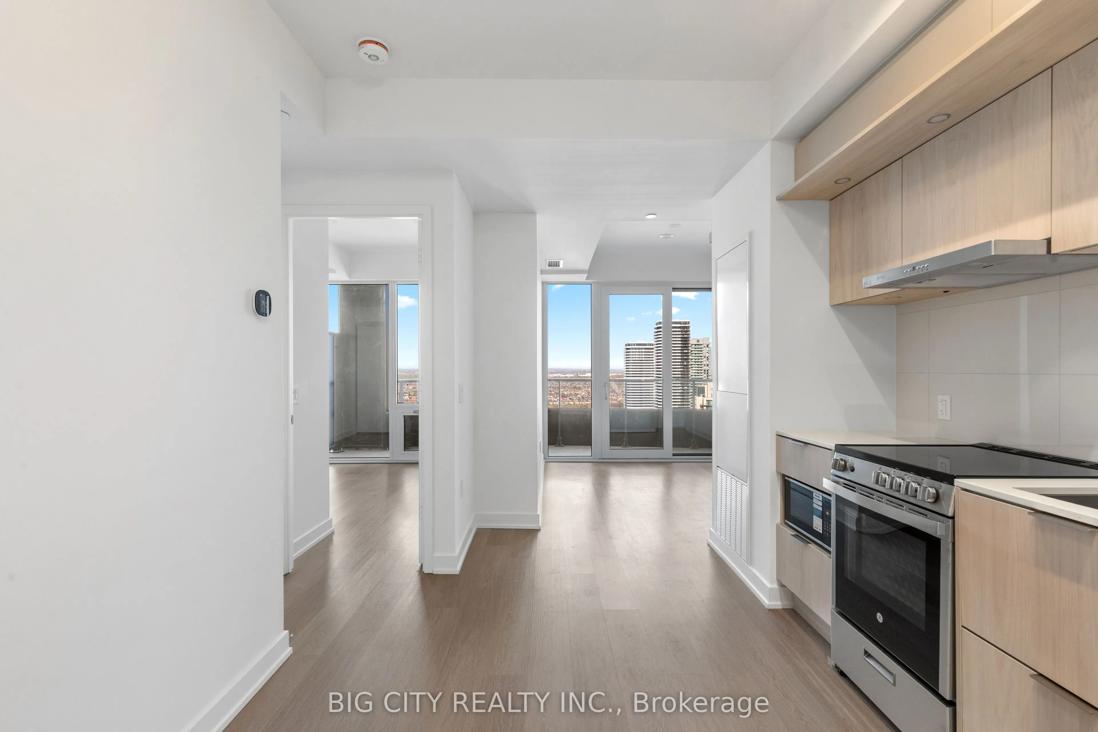 448 Burnhamthrope Road W #3003