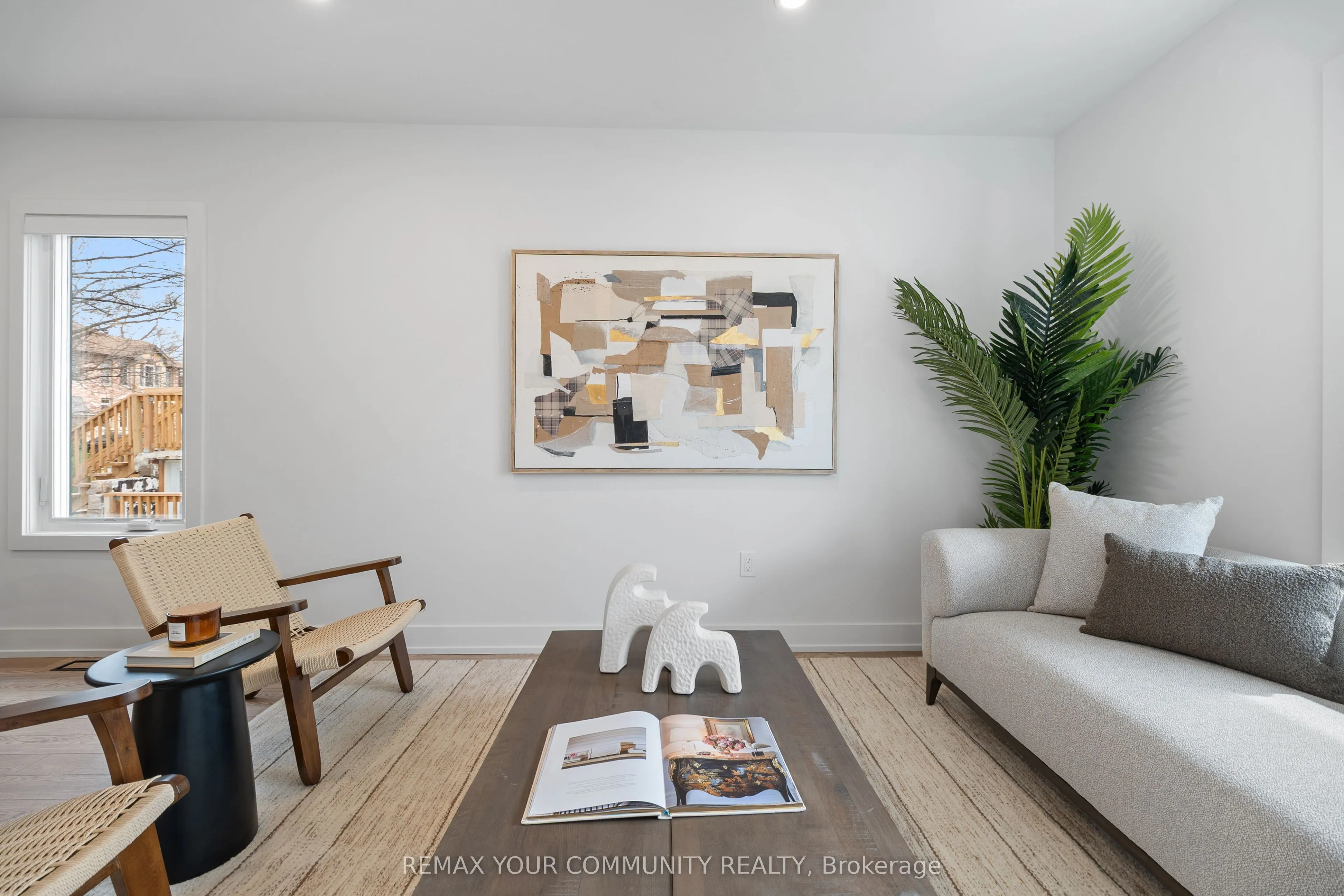 34 Poplar Avenue #2