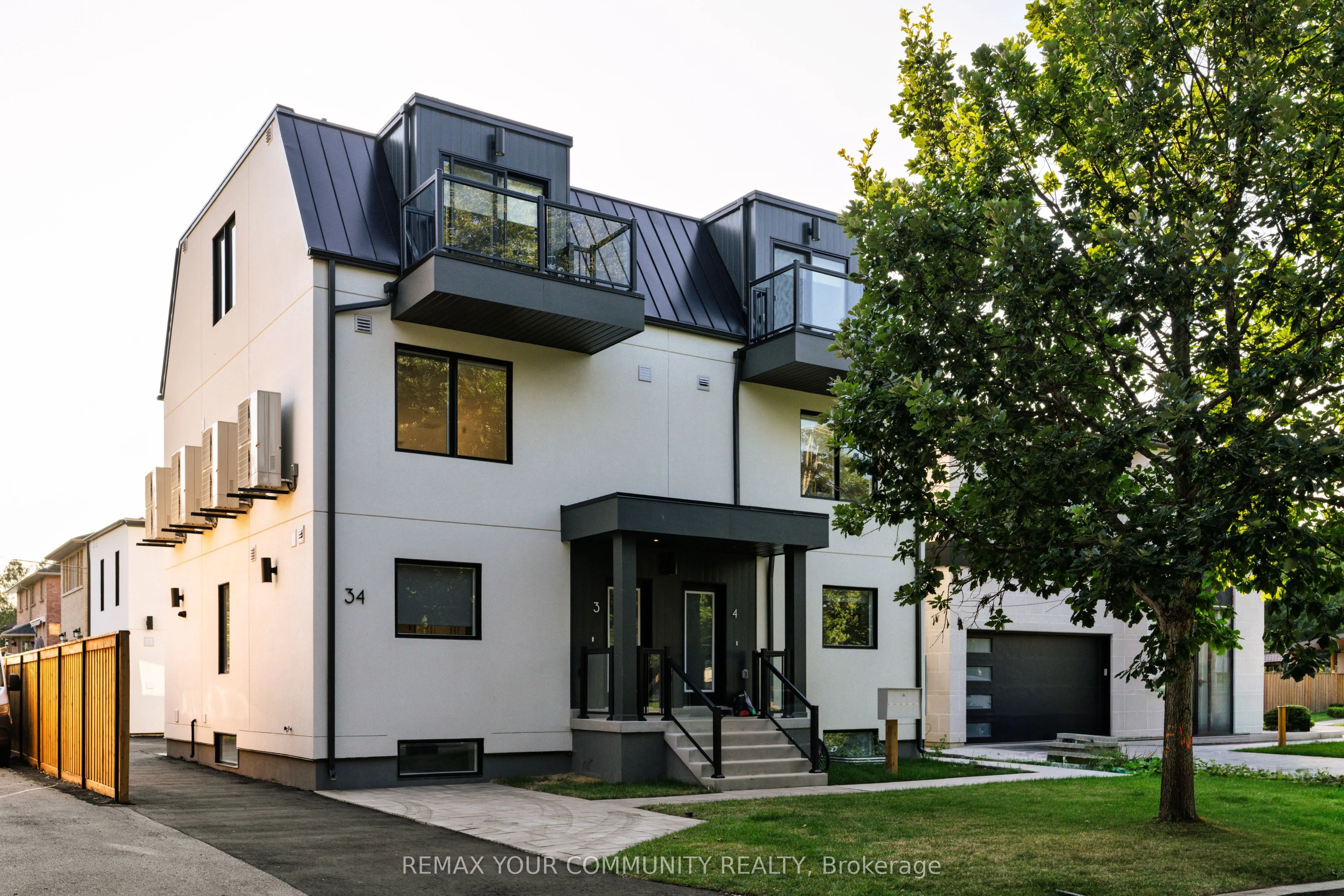 34 Poplar Avenue #2