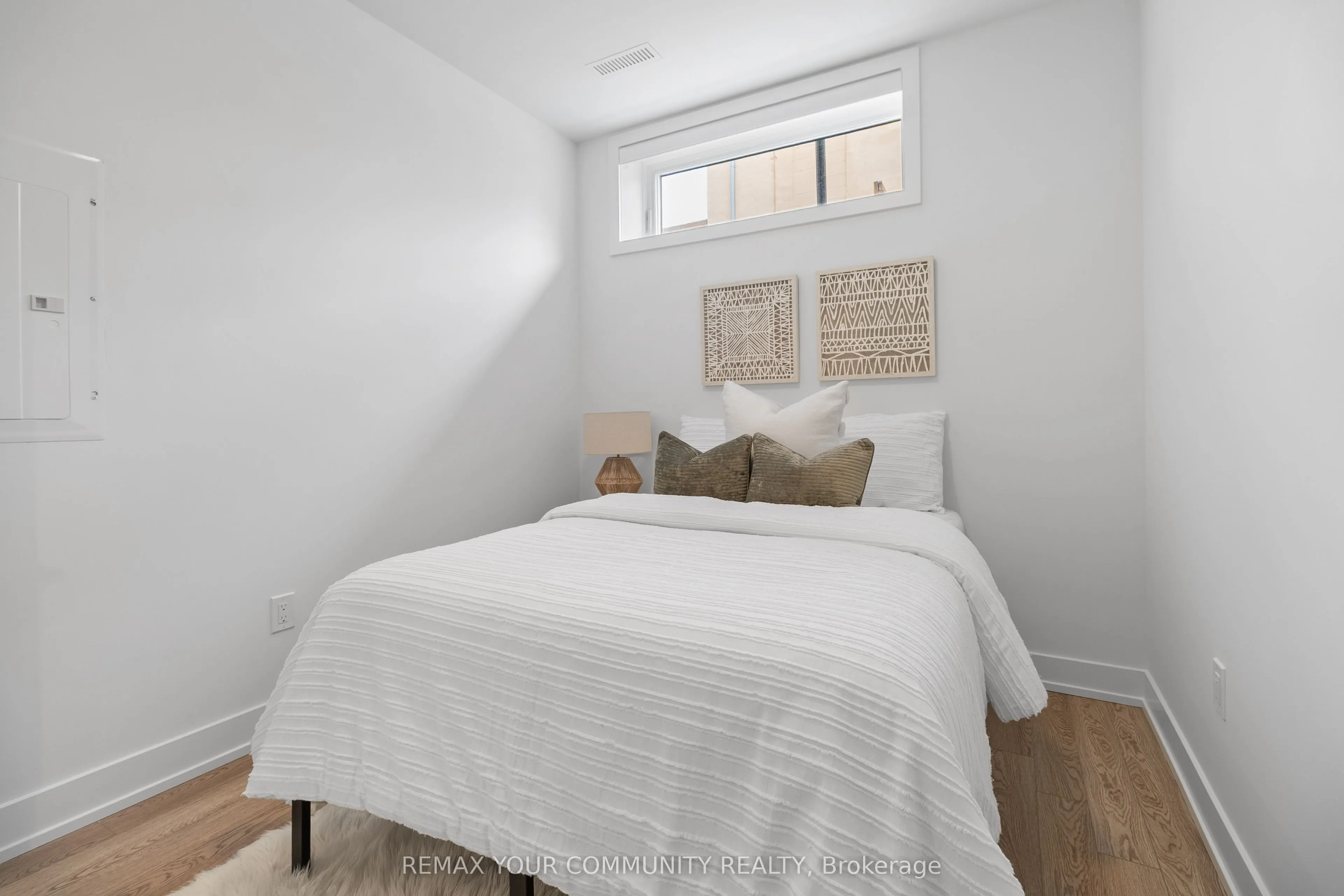 34 Poplar Avenue #2