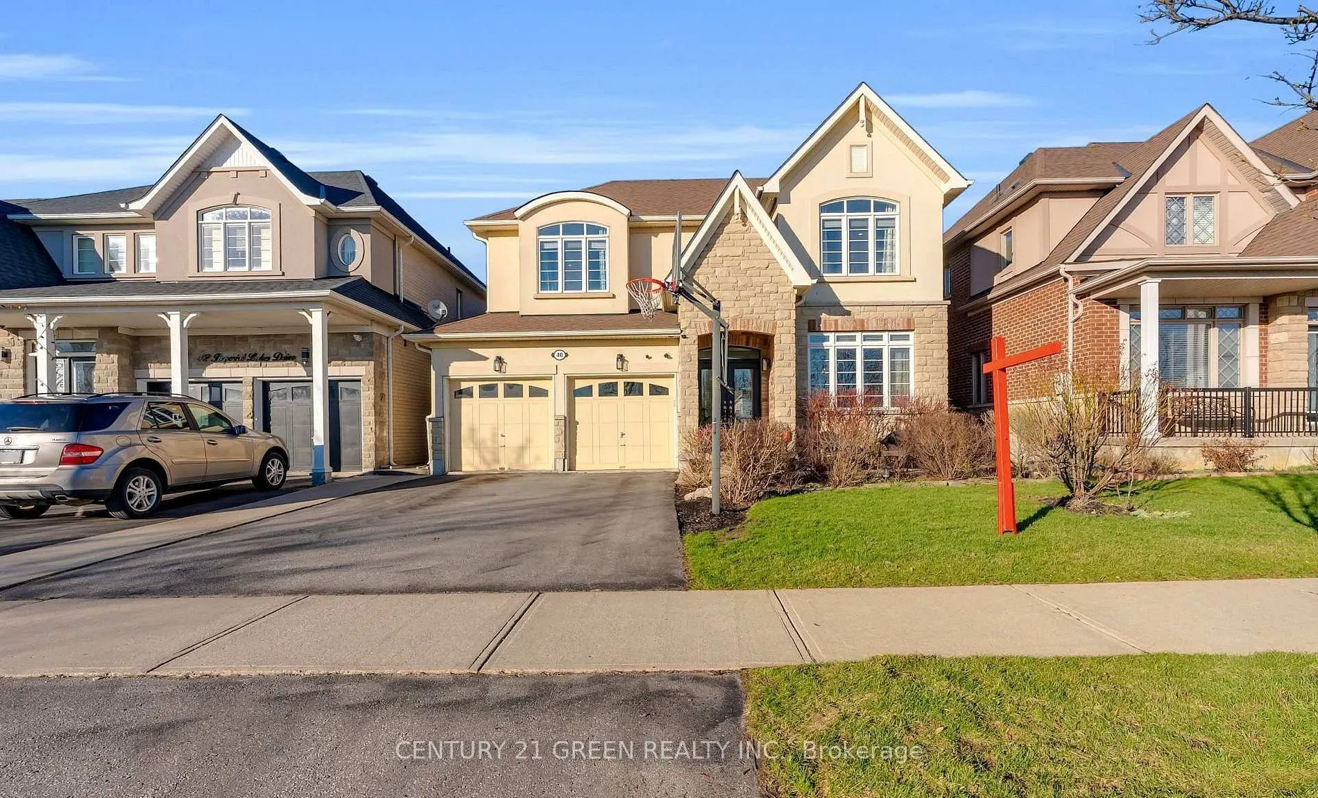 40 Imperial Lakes Drive