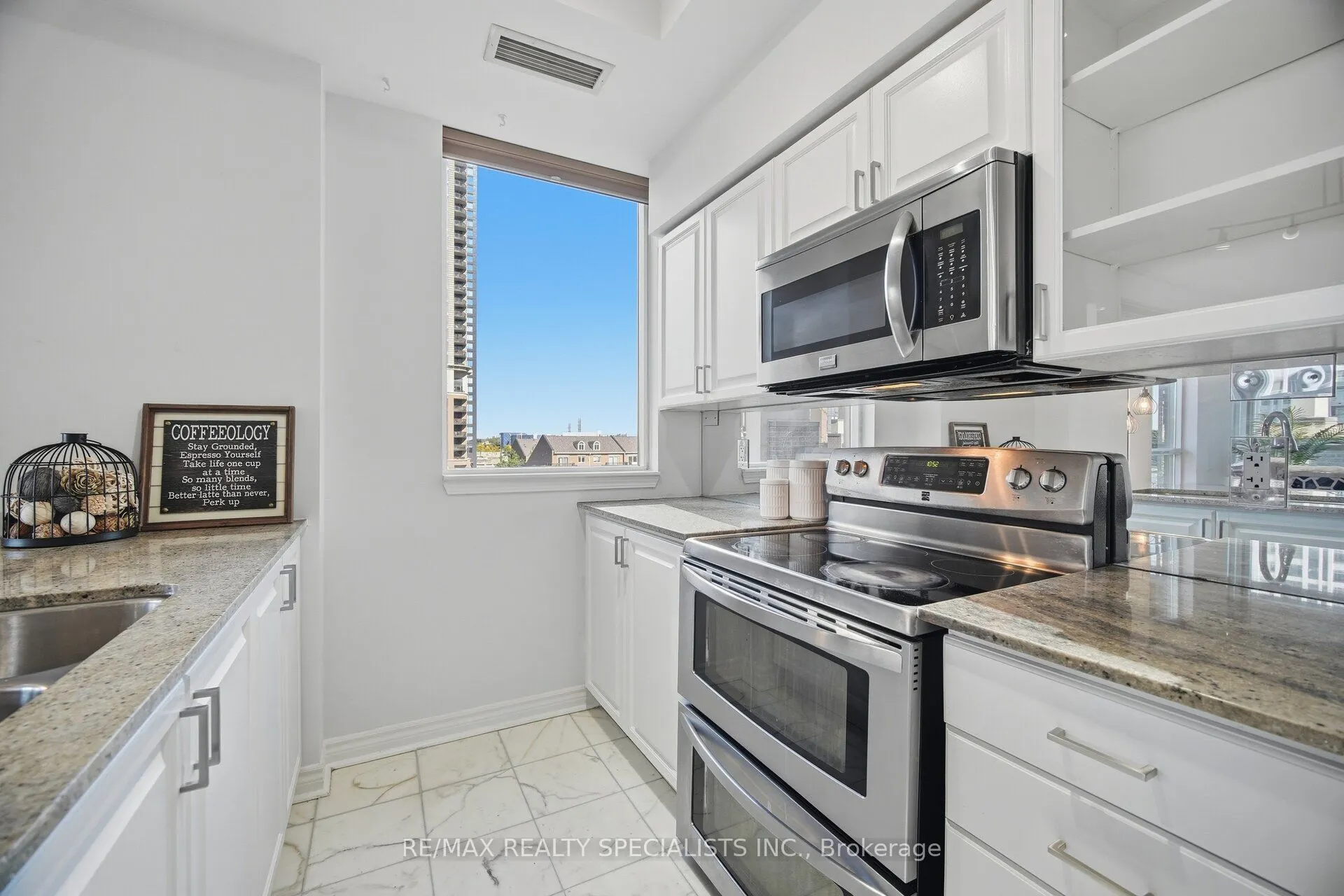 388 Prince of Wales Drive #406
