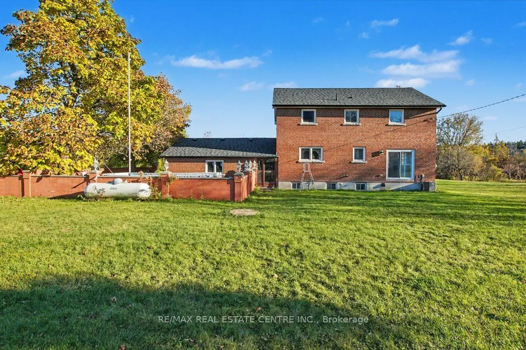 2225 Campbellville Side Road