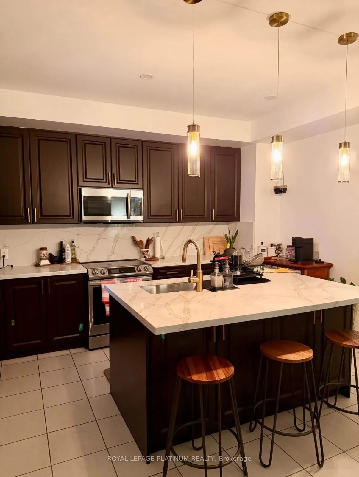18 Lowes Hill Circle