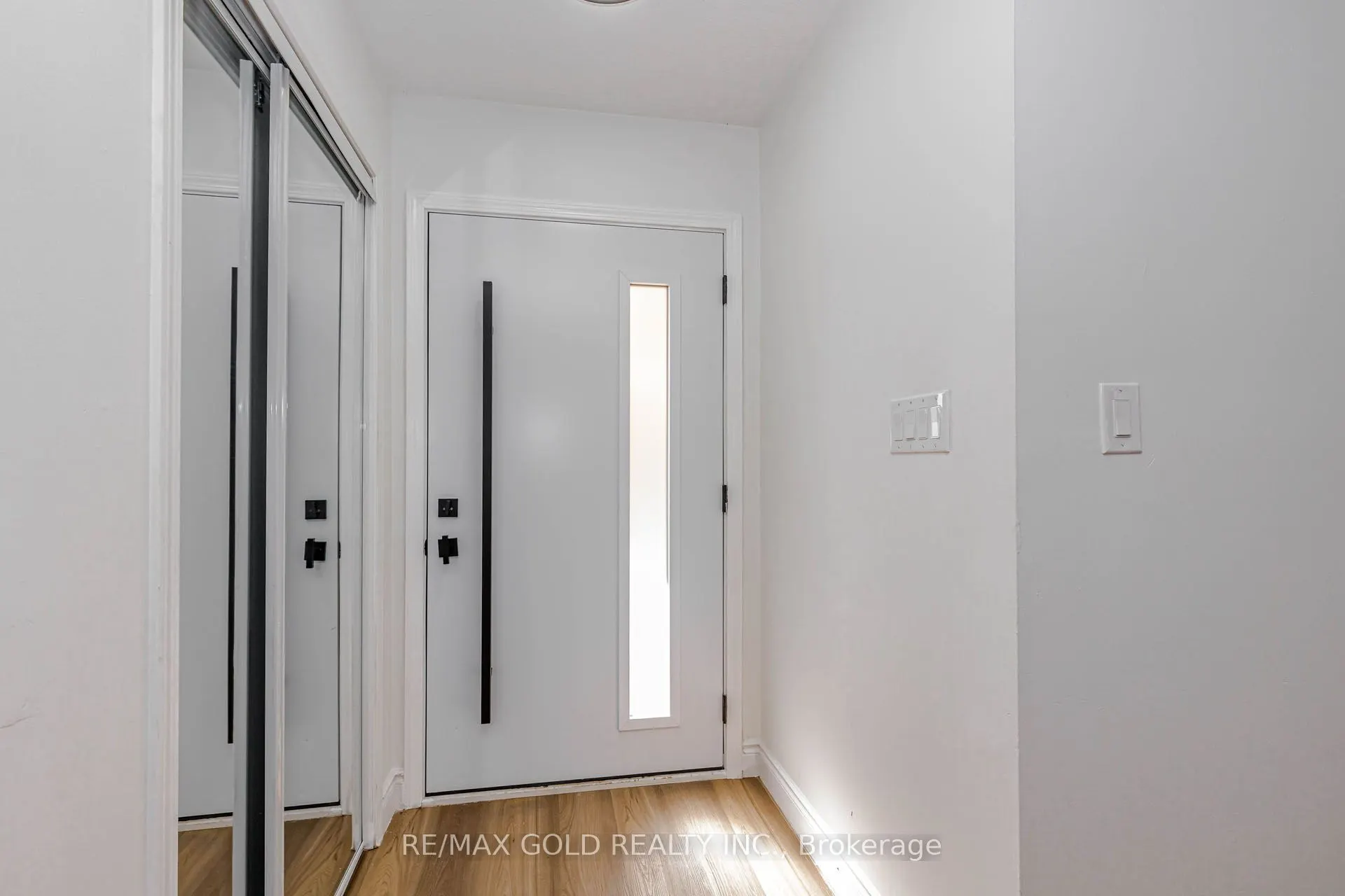 1 Orangegrove Drive