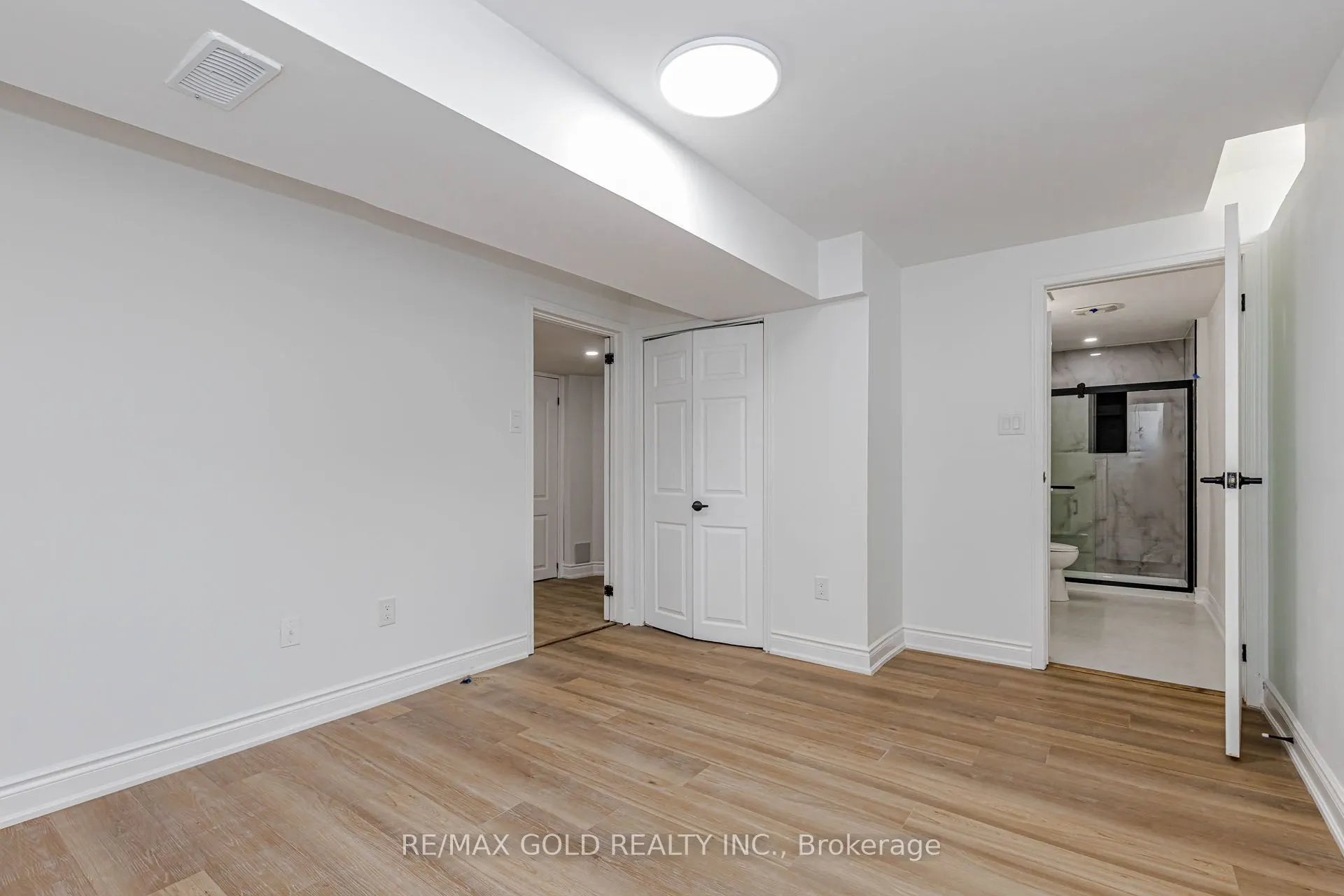 1 Orangegrove Drive