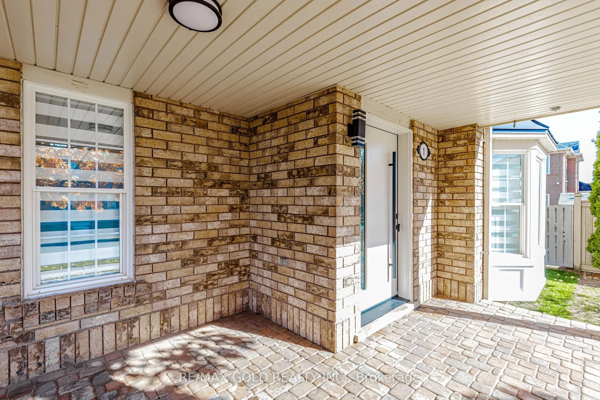 1 Orangegrove Drive