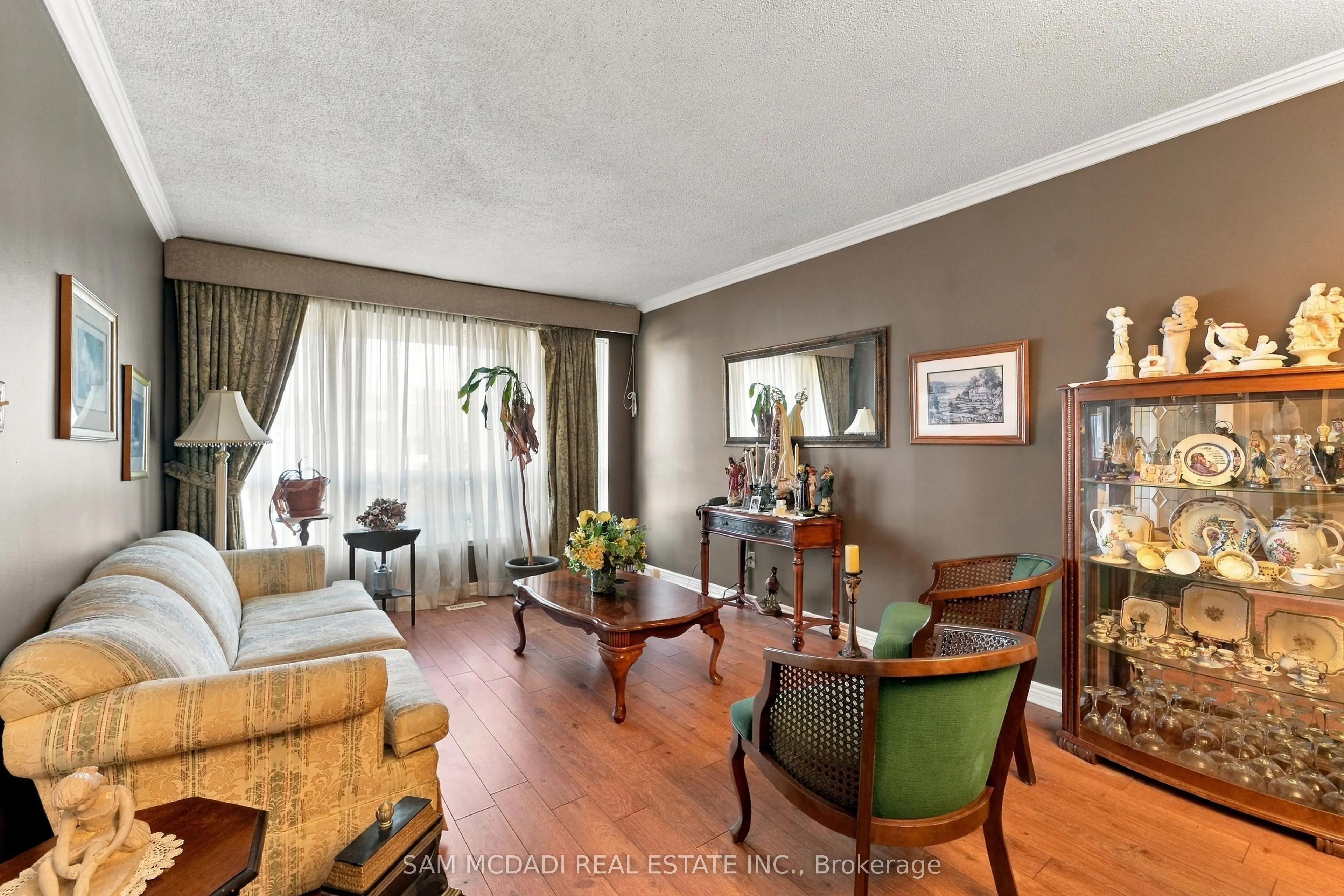 561 Tedwyn Drive