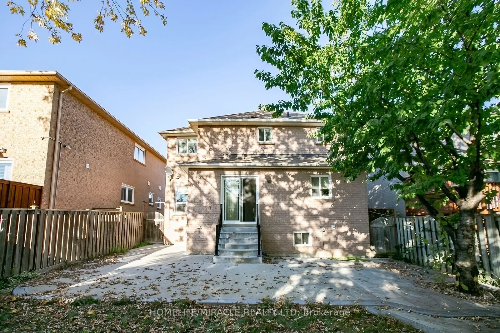 6286 McCovey Drive E