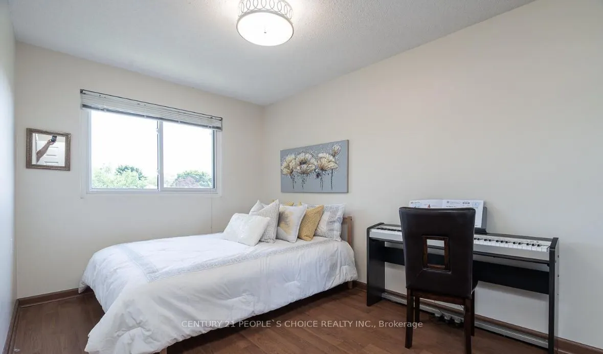 21 Rawling Crescent #Main
