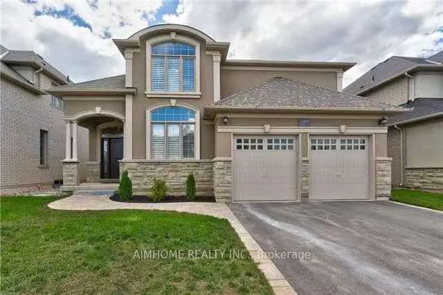 2489 Lyndhurst Drive