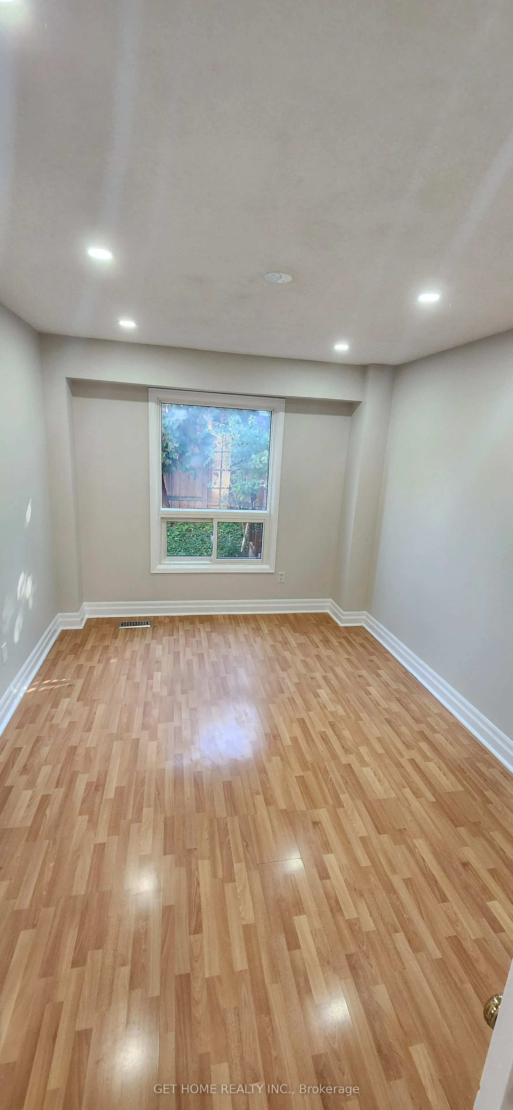 32 Torrance Woods #Main