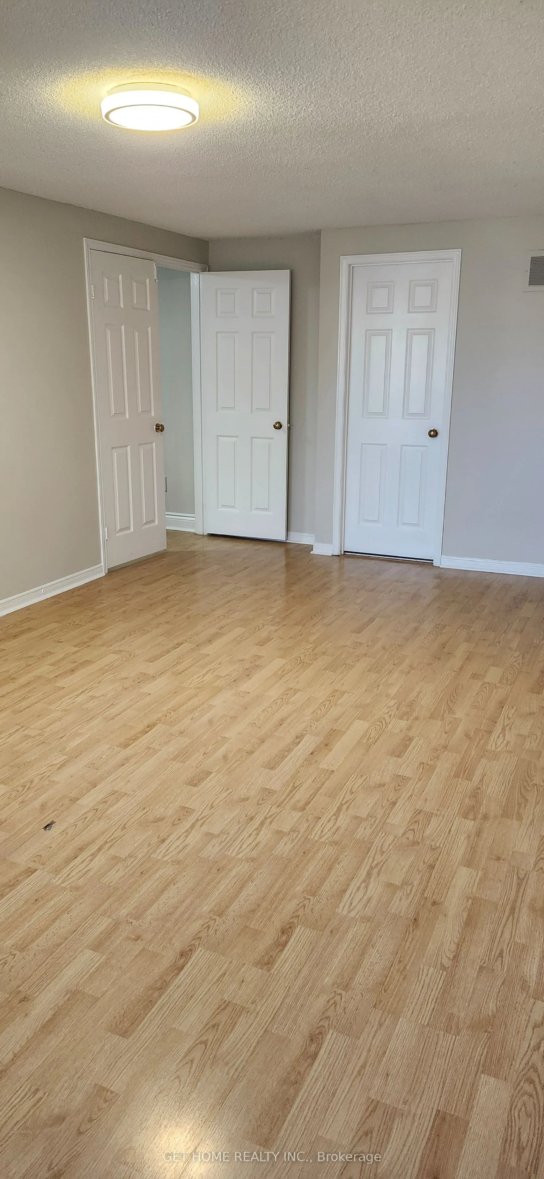 32 Torrance Woods #Main