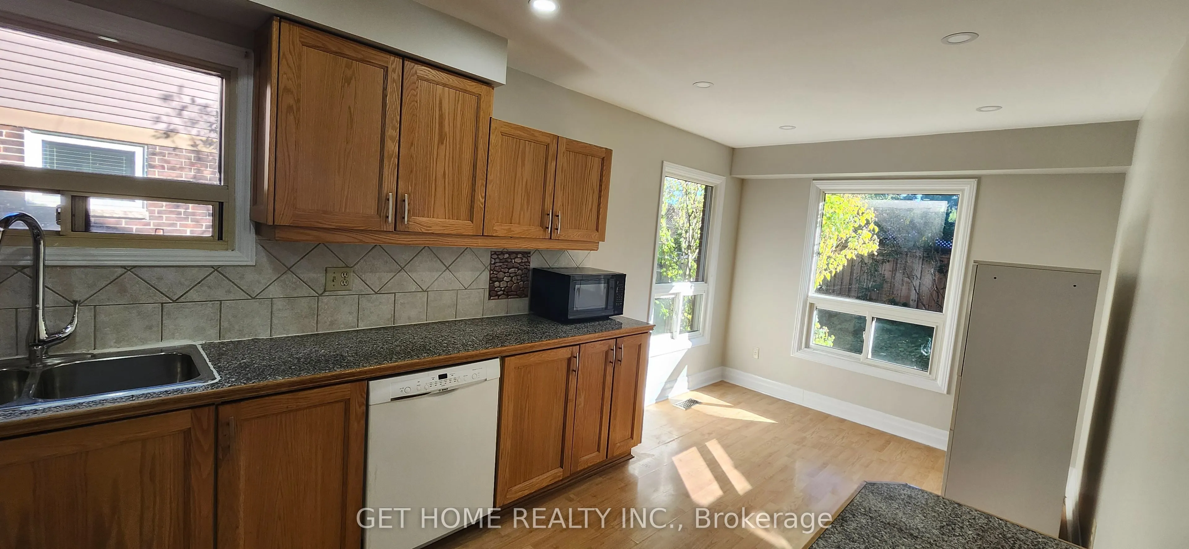 32 Torrance Woods #Main